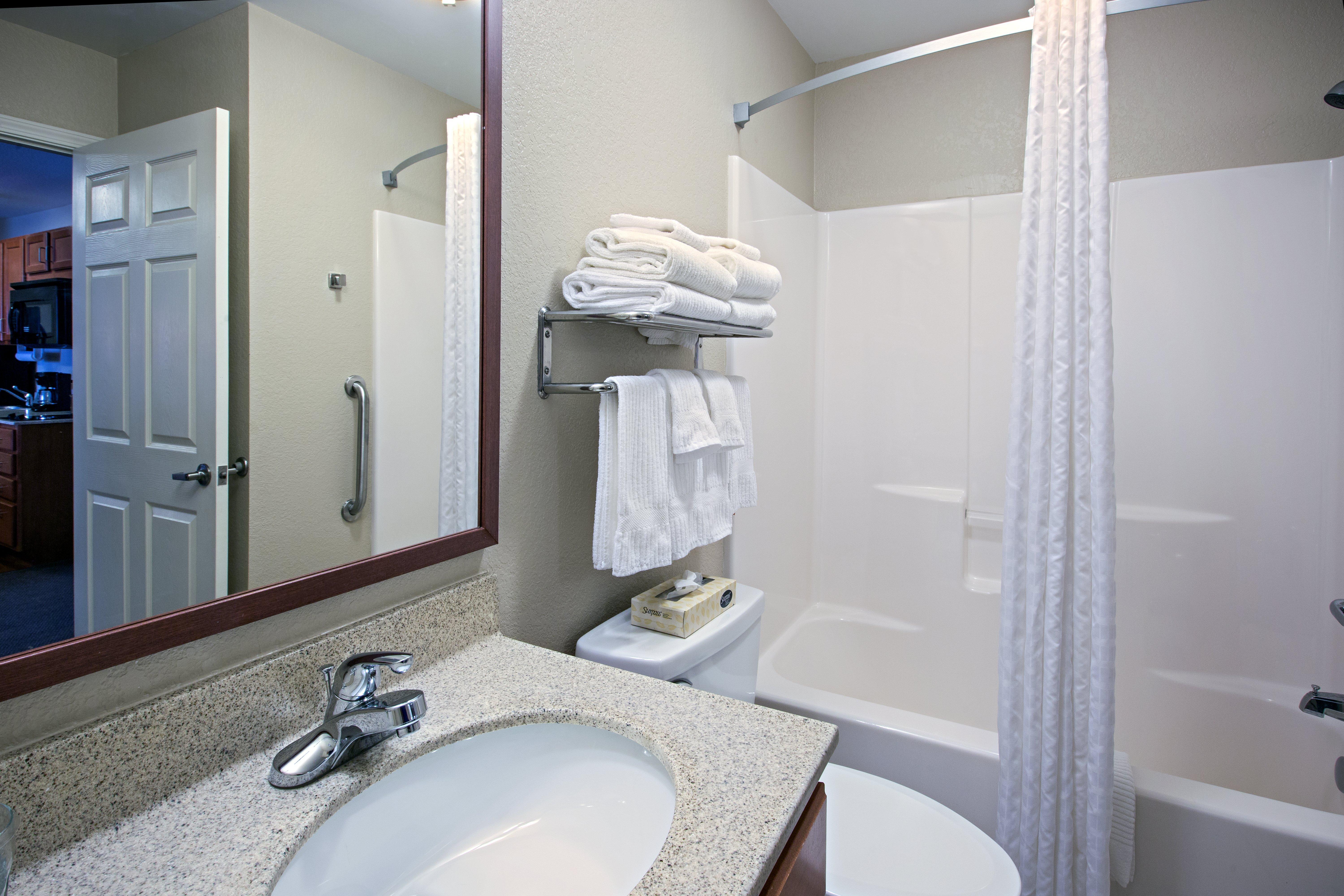 Hotel Candlewood Northwest By Ihg Indianapolis