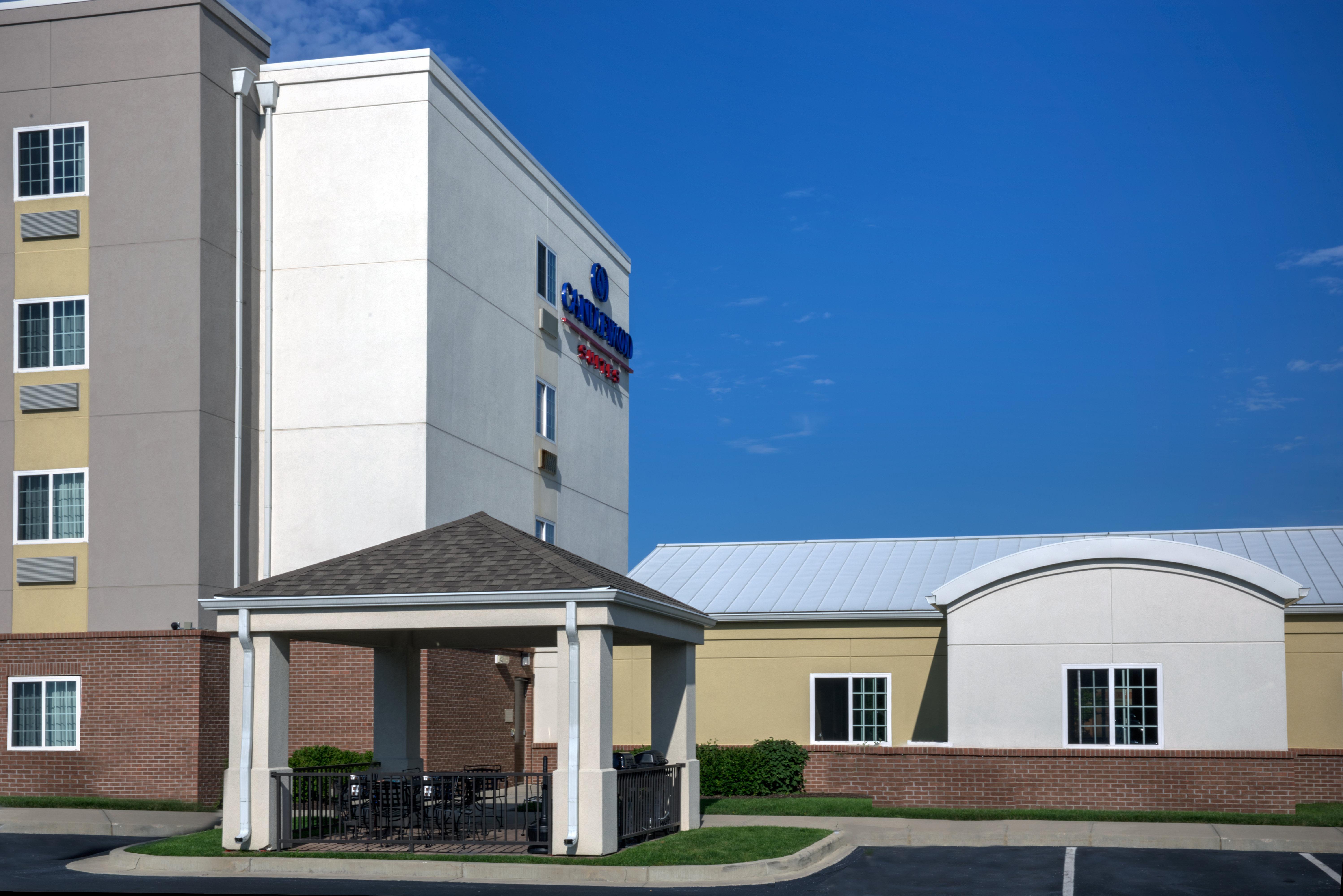 Candlewood Northwest By Ihg Hotel Indianapolis
