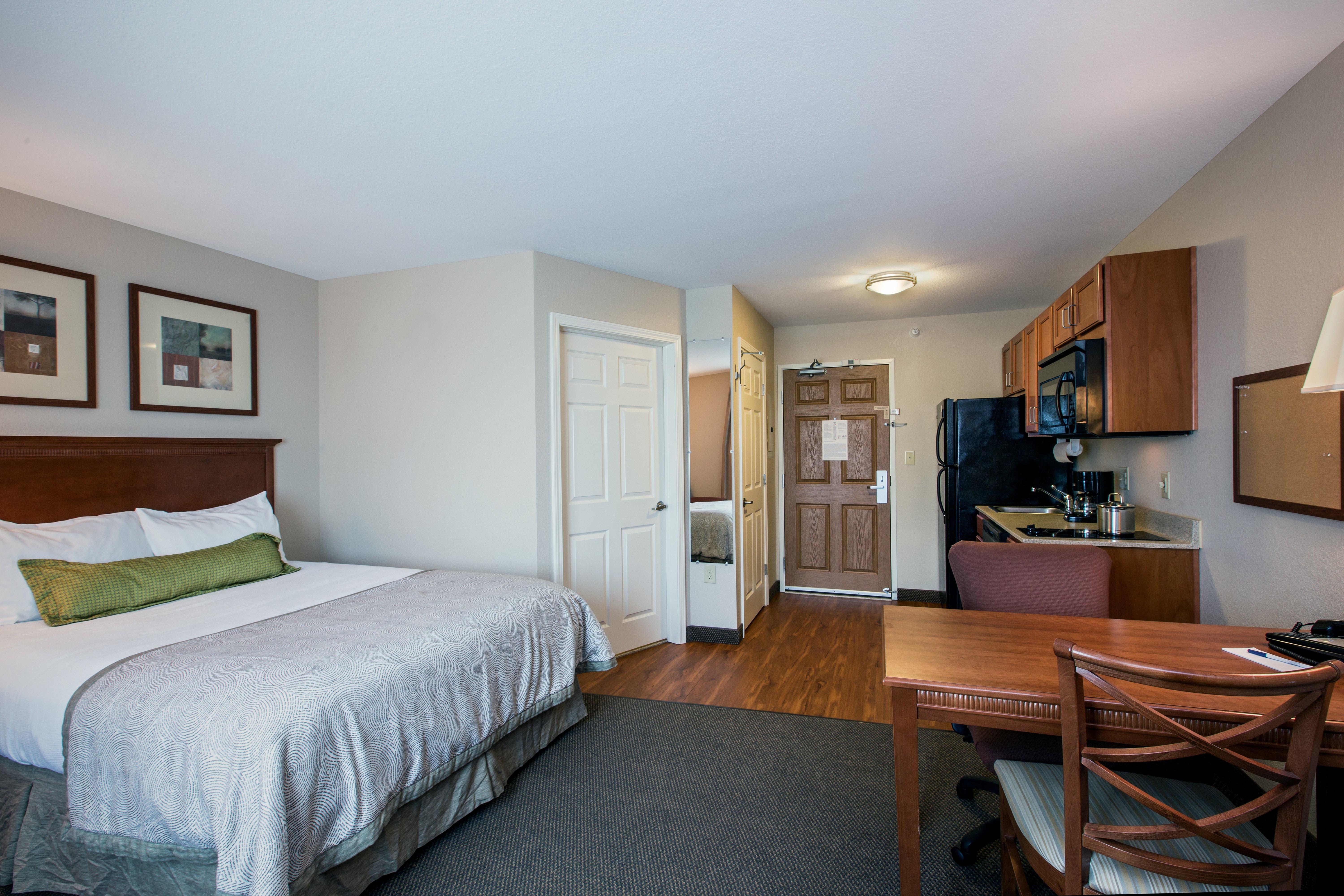 Candlewood Northwest By Ihg