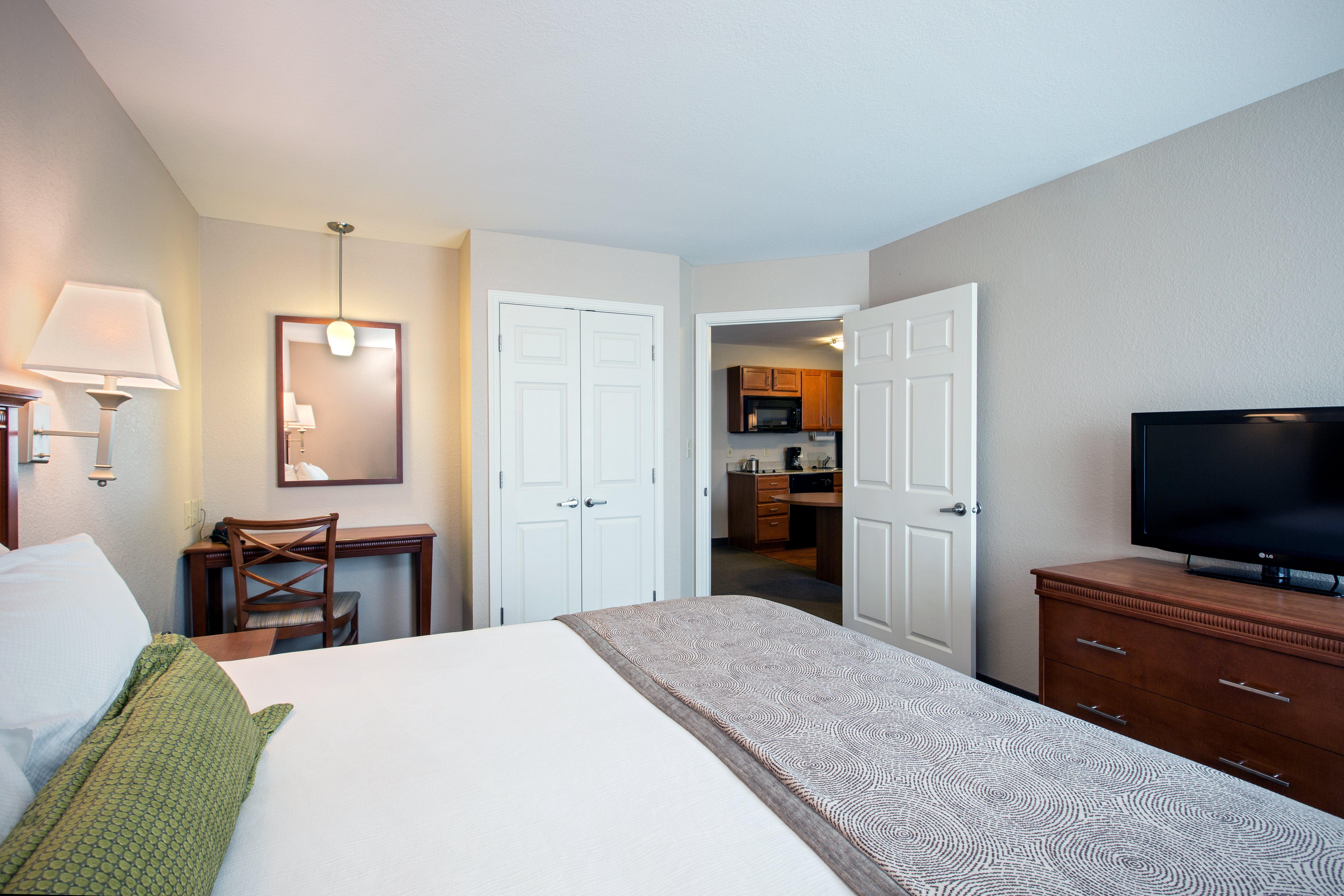 Candlewood Northwest By Ihg